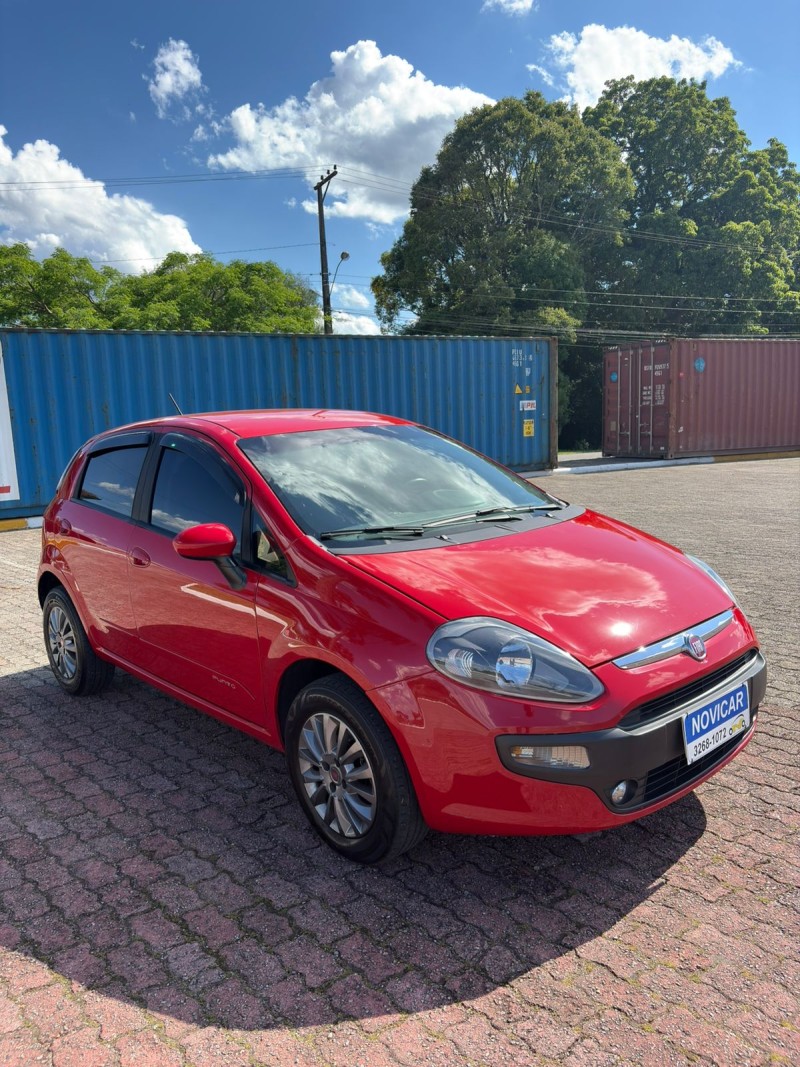 PUNTO 1.4 ATTRACTIVE 8V FLEX 4P MANUAL - 2014 - FARROUPILHA