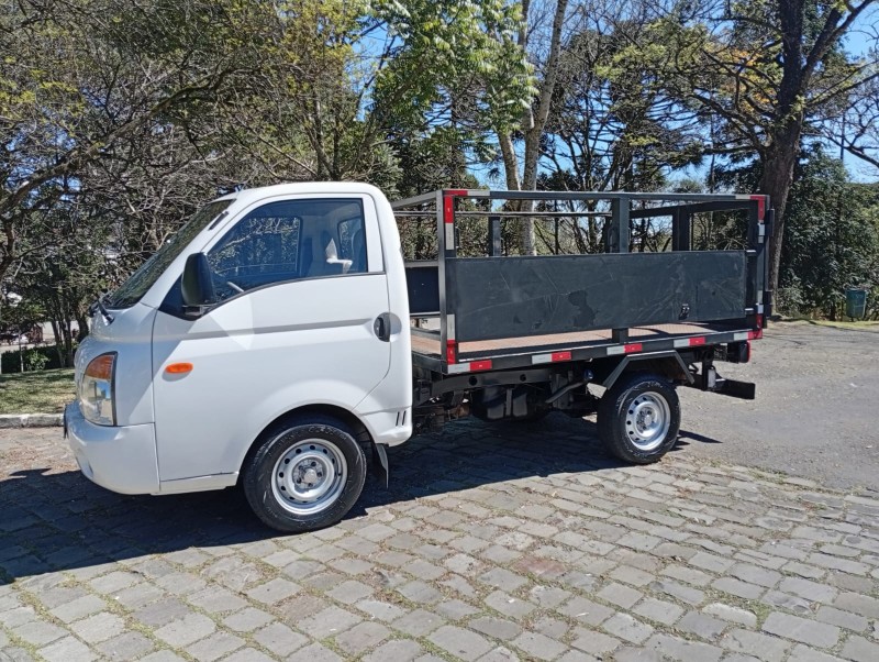 hr 2.5 longo com cacamba 4x2 16v 130cv turbo intercooler diesel 2p manual 2010 farroupilha