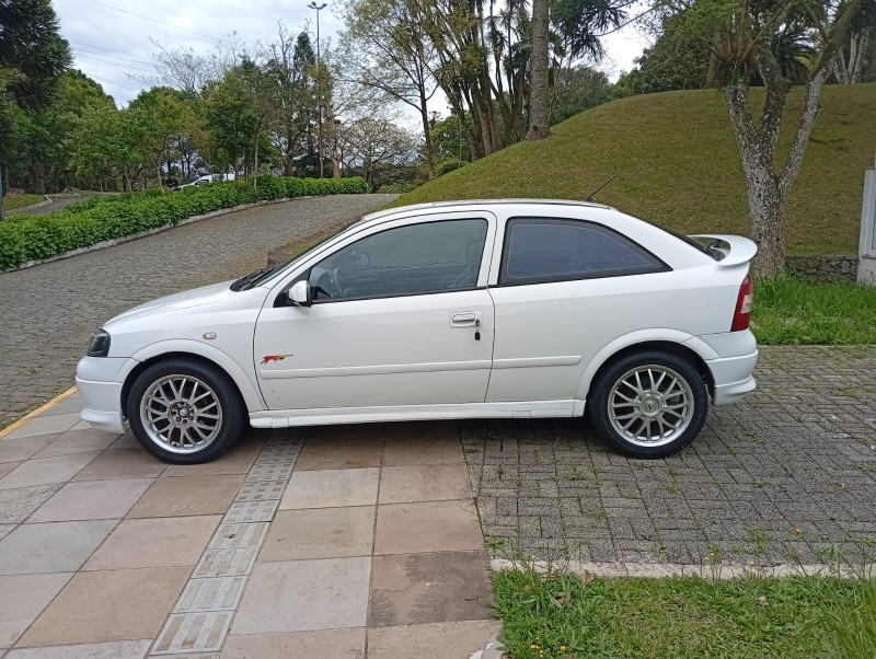 ASTRA 2.0 MPFI SPORT 8V GASOLINA 2P MANUAL - 2001 - FARROUPILHA