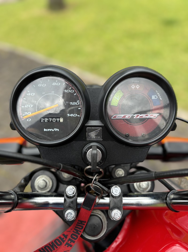 CG 125 FAN ES - 2011 - FELIZ