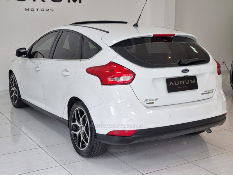 FOCUS 2.0 TITANIUM PLUS HATCH 16V FLEX 4P AUTO - 2018 - CAXIAS DO SUL