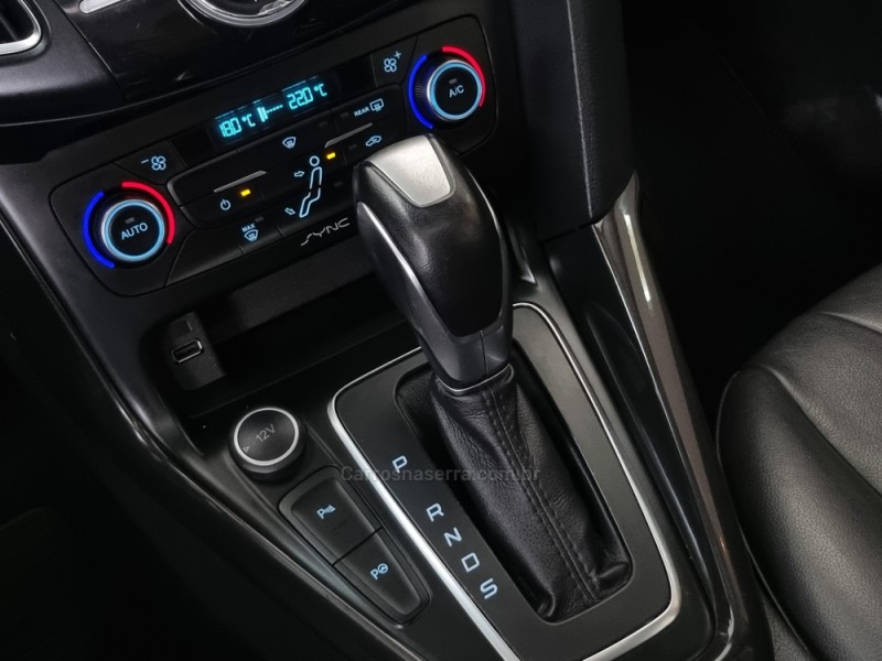 FOCUS 2.0 TITANIUM PLUS HATCH 16V FLEX 4P AUTO - 2018 - CAXIAS DO SUL
