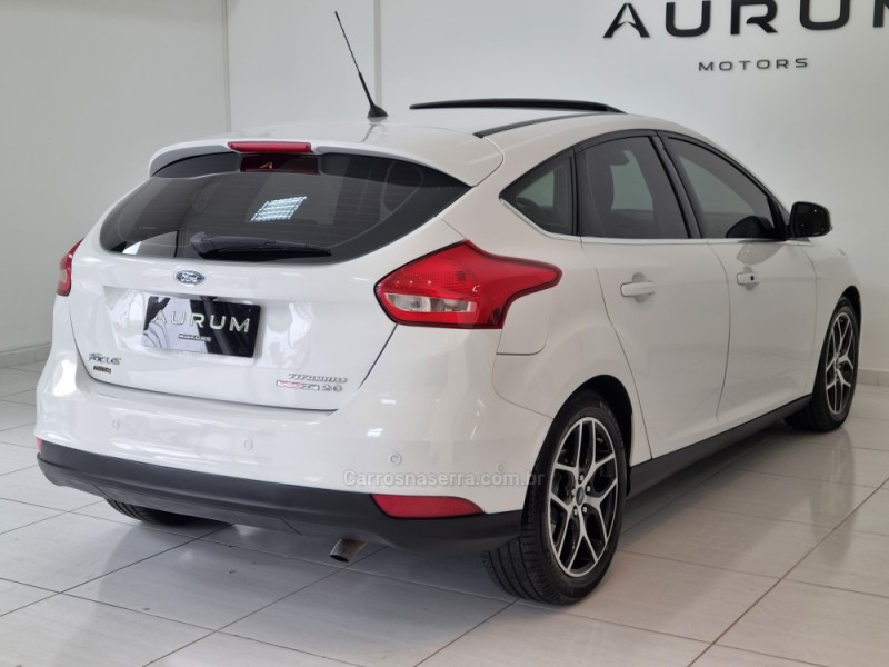 FOCUS 2.0 TITANIUM PLUS HATCH 16V FLEX 4P AUTO - 2018 - CAXIAS DO SUL