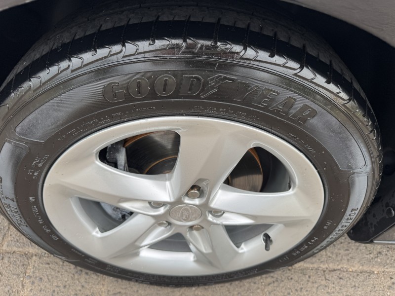 FOCUS 1.6 S HATCH 16V FLEX 4P AUTOMÁTICO - 2014 - DOIS IRMãOS