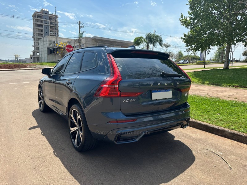 XC60 2.0 T8 R DESIGN HYBRID GASOLINA 4P AUTOMÁTICO - 2022 - LAGOA VERMELHA
