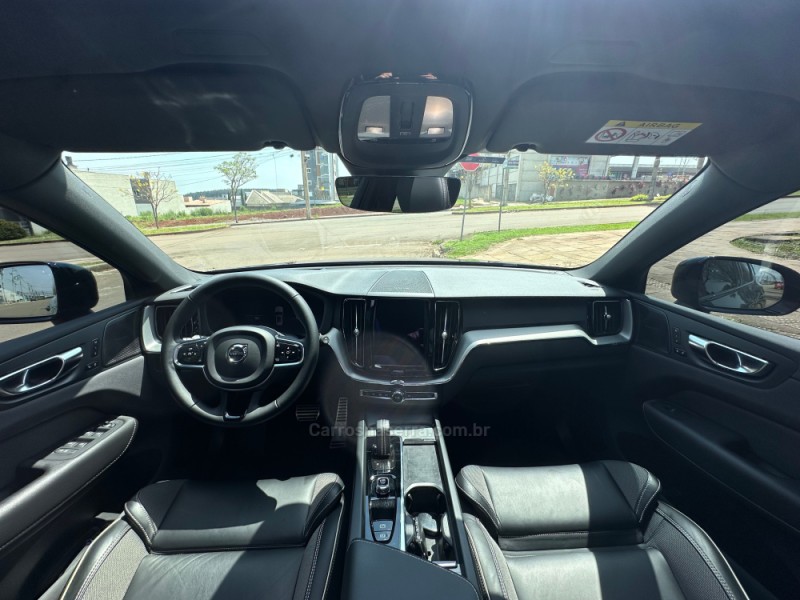 XC60 2.0 T8 R DESIGN HYBRID GASOLINA 4P AUTOMÁTICO - 2022 - LAGOA VERMELHA