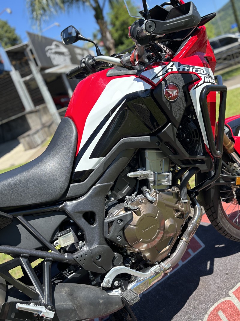 CRF 1000L AFRICA TWIN  - 2020 - FELIZ