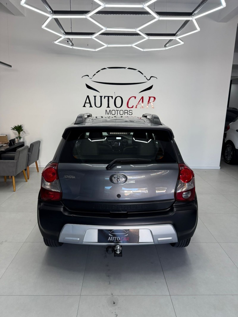 ETIOS CROSS 1.5 16V FLEX 4P MANUAL - 2015 - CAXIAS DO SUL