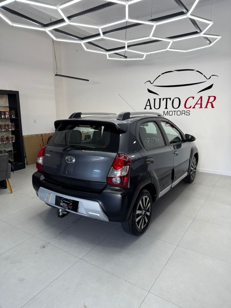 ETIOS CROSS 1.5 16V FLEX 4P MANUAL - 2015 - CAXIAS DO SUL