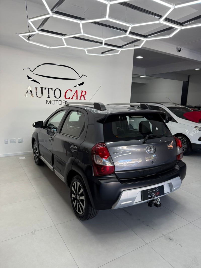 ETIOS CROSS 1.5 16V FLEX 4P MANUAL - 2015 - CAXIAS DO SUL