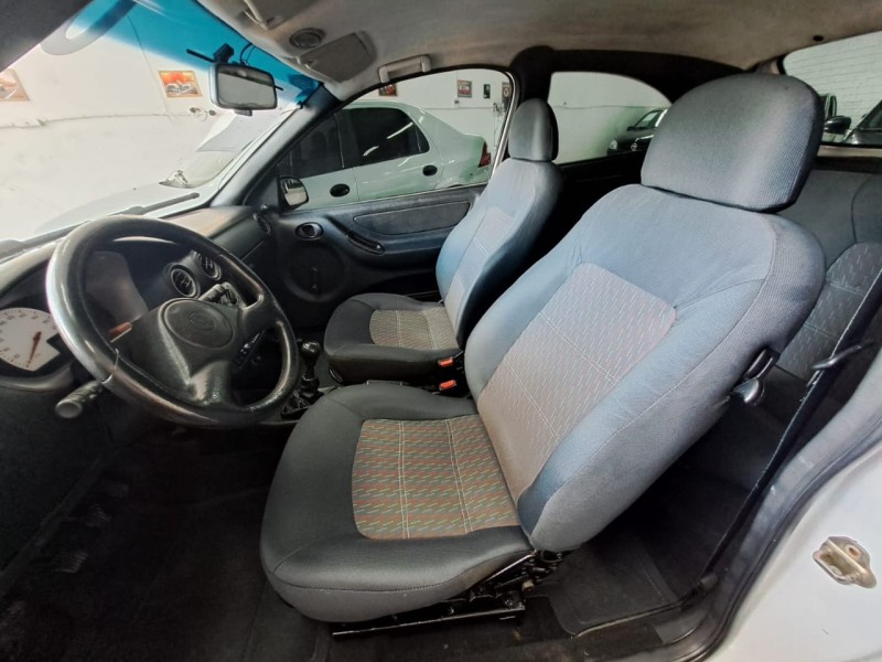 CELTA 1.0 MPFI 8V GASOLINA 2P MANUAL - 2002 - FARROUPILHA