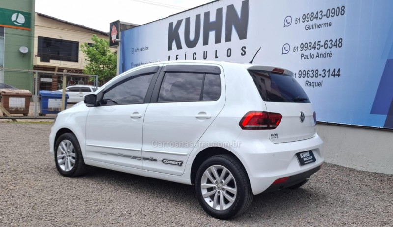 FOX 1.6 CONNECT 8V FLEX 4P MANUAL - 2021 - SALVADOR DO SUL