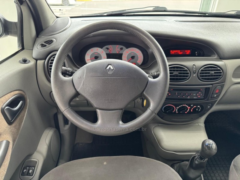 SCÉNIC 1.6 PRIVILEGÈ 16V FLEX 4P MANUAL - 2010 - SãO LEOPOLDO