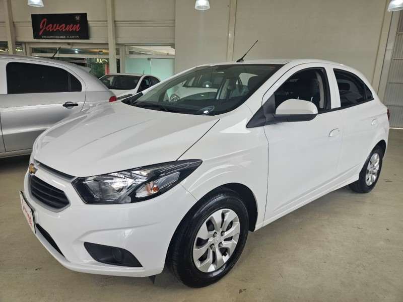 ONIX 1.0 LT PLUS 8V FLEX 4P MANUAL - 2017 - BOM PRINCíPIO