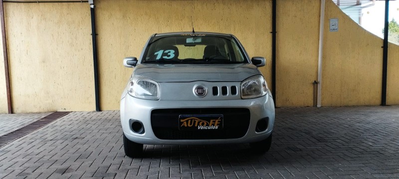 UNO 1.0 VIVACE 8V FLEX 2P MANUAL - 2013 - CANELA