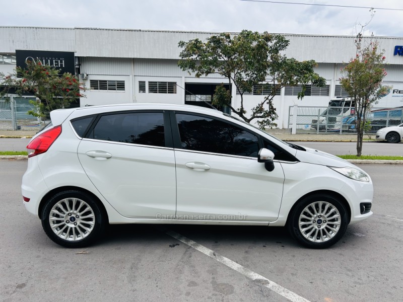 FIESTA 1.6 TITANIUM PLUS HATCH 16V FLEX 4P AUTOMÁTICO - 2014 - BENTO GONçALVES
