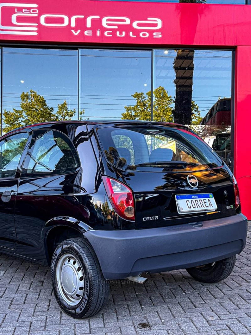 CELTA 1.0 MPFI LS 8V FLEX 2P MANUAL - 2010 - CANELA