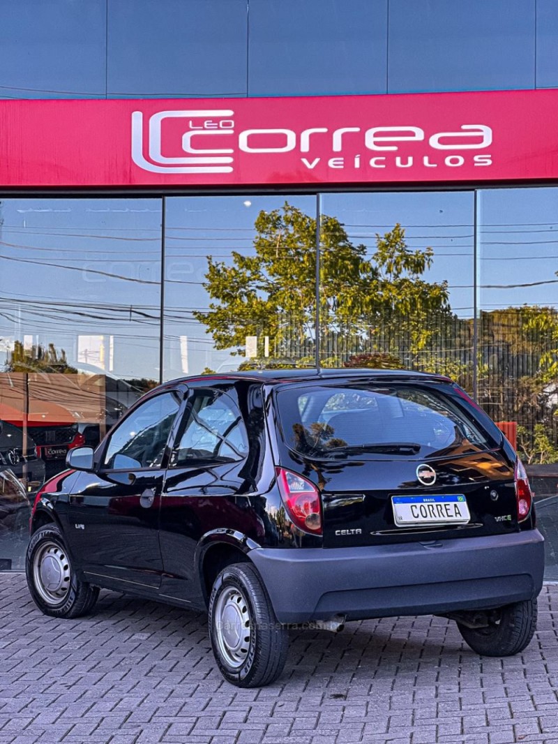 CELTA 1.0 MPFI LS 8V FLEX 2P MANUAL - 2010 - CANELA