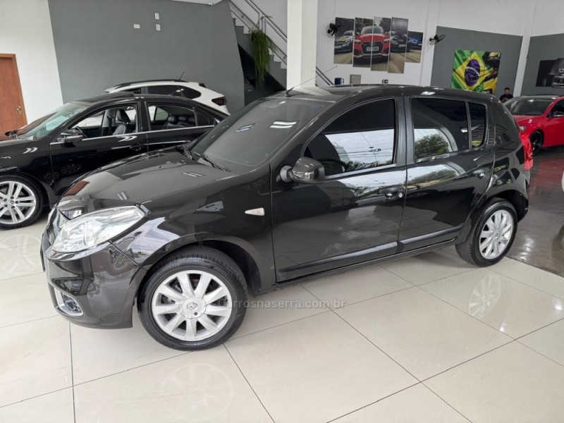 SANDERO 1.6 EXPRESSION 8V FLEX 4P MANUAL