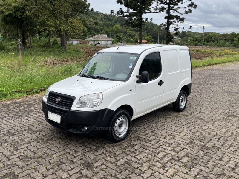 DOBLÓ 1.4 MPI CARGO FLEX 2P MANUAL - 2013 - NOVA BASSANO