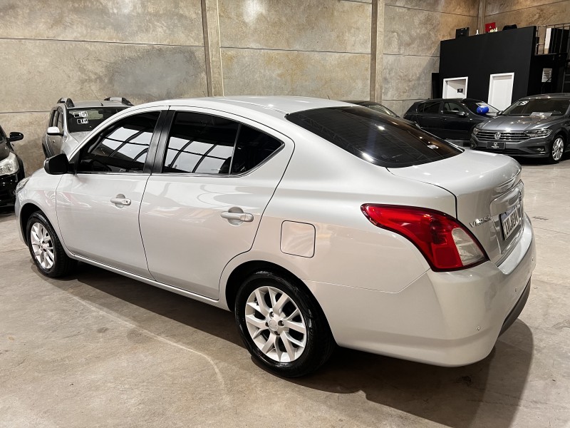 VERSA 1.6 16V FLEX SV 4P MANUAL - 2017 - CAXIAS DO SUL