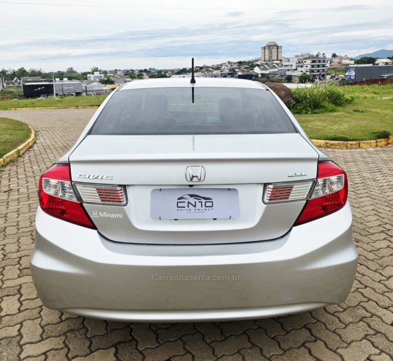 CIVIC 1.8 LXL 16V FLEX 4P AUTOMÁTICO - 2013 - LAJEADO