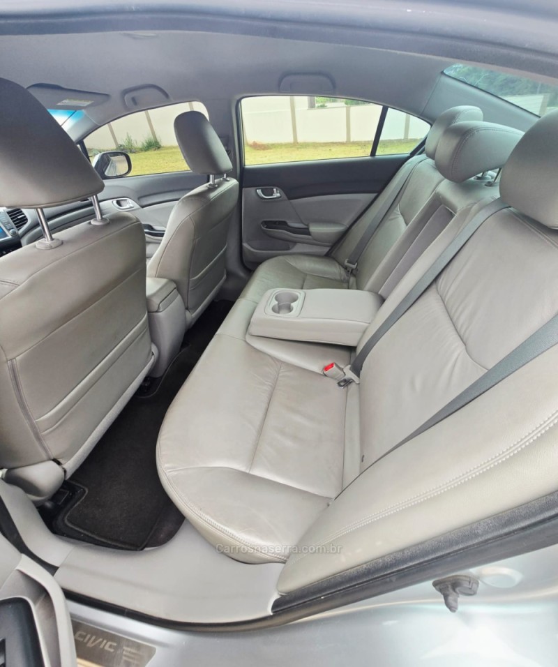 CIVIC 1.8 LXL 16V FLEX 4P AUTOMÁTICO - 2013 - LAJEADO