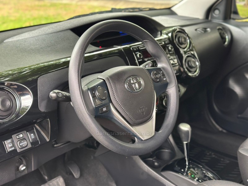 ETIOS 1.5 X PLUS 16V FLEX 4P AUTOMÁTICO - 2020 - DOIS IRMãOS