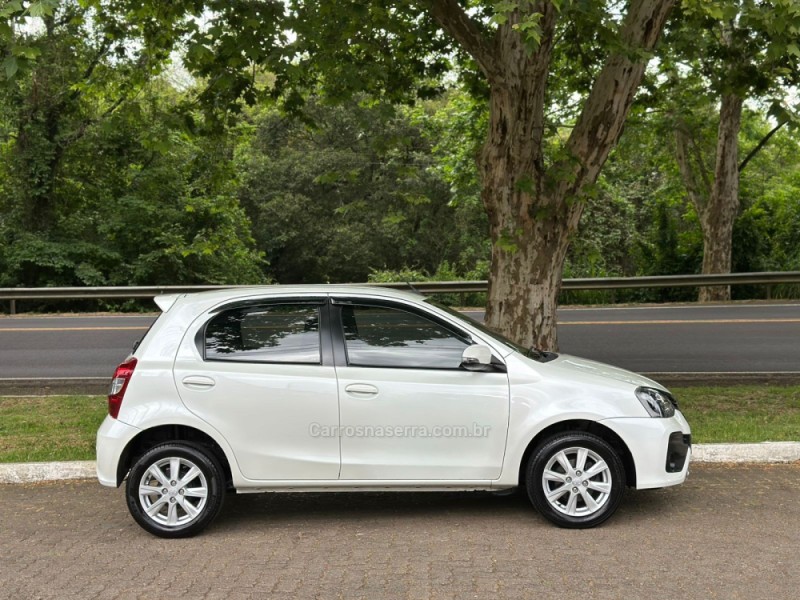 ETIOS 1.5 X PLUS 16V FLEX 4P AUTOMÁTICO - 2020 - DOIS IRMãOS