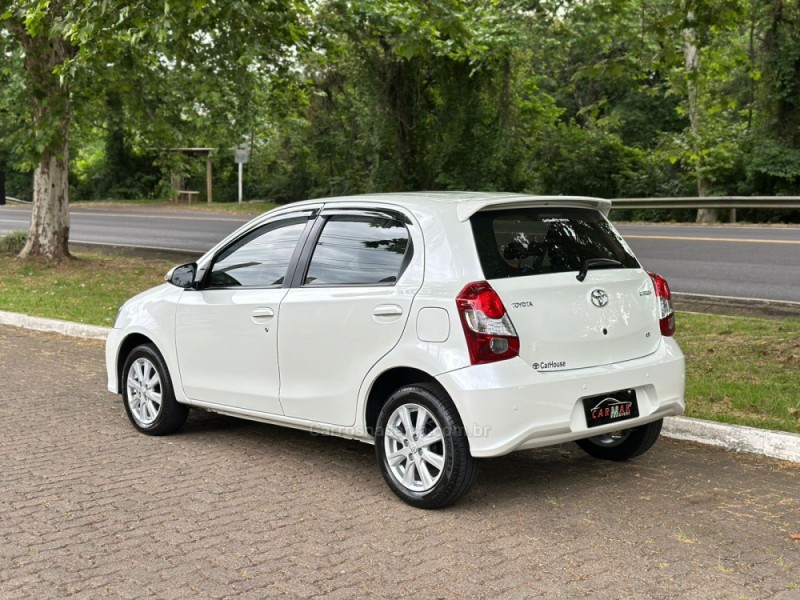 ETIOS 1.5 X PLUS 16V FLEX 4P AUTOMÁTICO - 2020 - DOIS IRMãOS