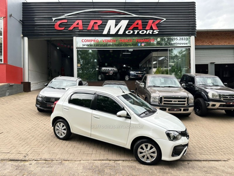 etios 1.5 x plus 16v flex 4p automatico 2020 dois irmaos