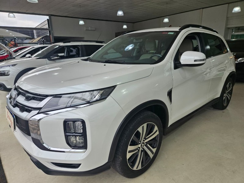OUTLANDER 2.0 HPE 4X4 MIVEC SPORT FLEX 4P AUTOMÁTICO - 2021 - BOM PRINCíPIO