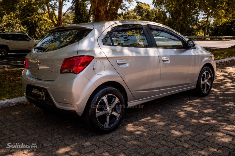 ONIX 1.4 MPFI LTZ 8V FLEX 4P AUTOMÁTICO - 2017 - DOIS IRMãOS