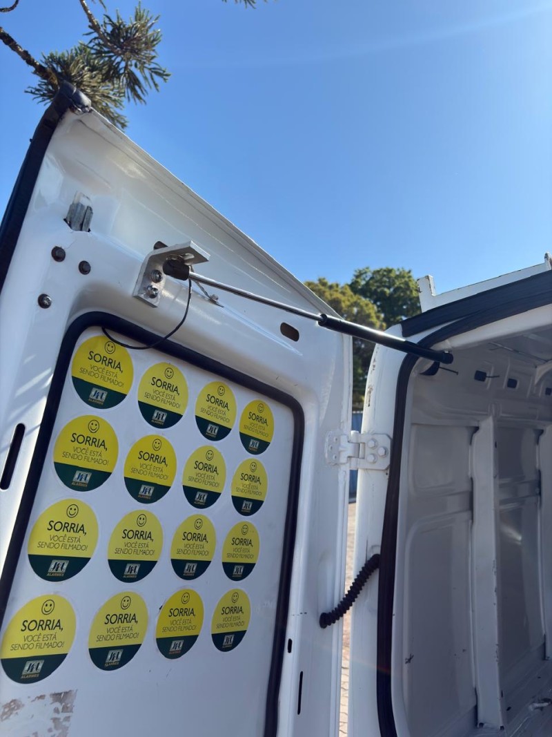 FIORINO 1.3 MPI FURGÃO 8V FLEX 2P MANUAL - 2011 - FARROUPILHA