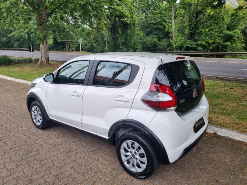 MOBI 1.0 8V EVO FLEX LIKE. MANUAL - 2023 - DOIS IRMãOS
