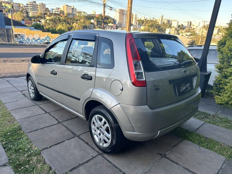 FIESTA 1.0 MPI CLASS HATCH 8V FLEX 4P MANUAL - 2010 - CAXIAS DO SUL