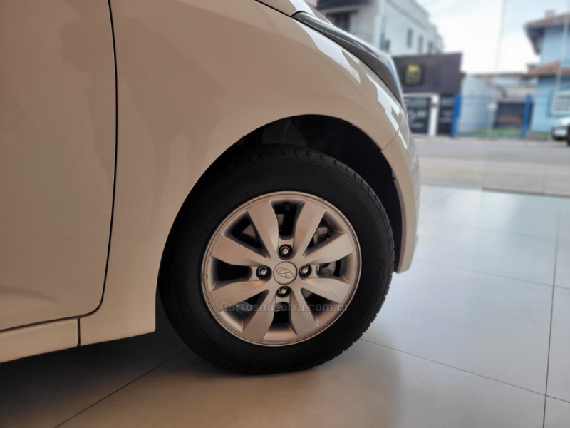 HB20S 1.0 COMFORT STYLE 12V FLEX 4P MANUAL - 2015 - CANELA