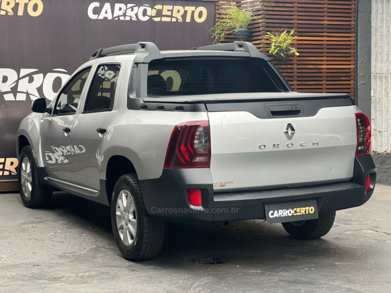 DUSTER OROCH 1.6 16V FLEX EXPRESSION 4P MANUAL - 2020 - NOVO HAMBURGO
