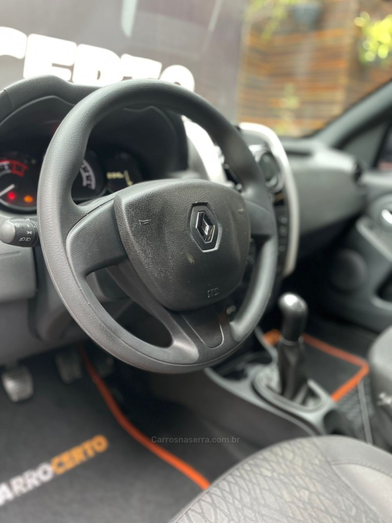 DUSTER OROCH 1.6 16V FLEX EXPRESSION 4P MANUAL - 2020 - NOVO HAMBURGO