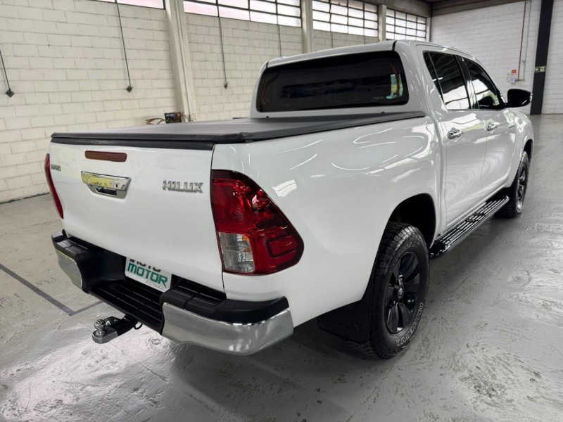 HILUX 2.7 SR 4X2 CD 16V GASOLINA 4P MANUAL - 2018 - CAXIAS DO SUL