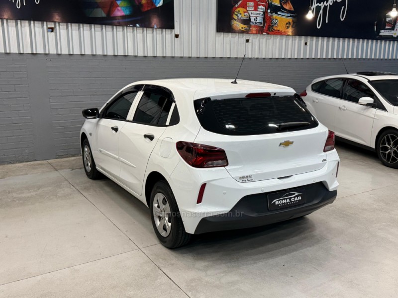 ONIX 1.0 LT 12V FLEX 4P MANUAL - 2022 - CAXIAS DO SUL