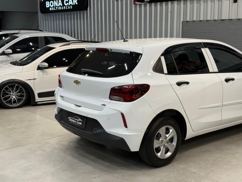 ONIX 1.0 LT 12V FLEX 4P MANUAL - 2022 - CAXIAS DO SUL