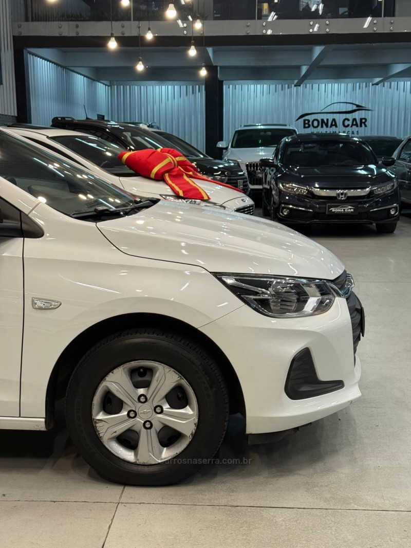 ONIX 1.0 LT 12V FLEX 4P MANUAL - 2022 - CAXIAS DO SUL