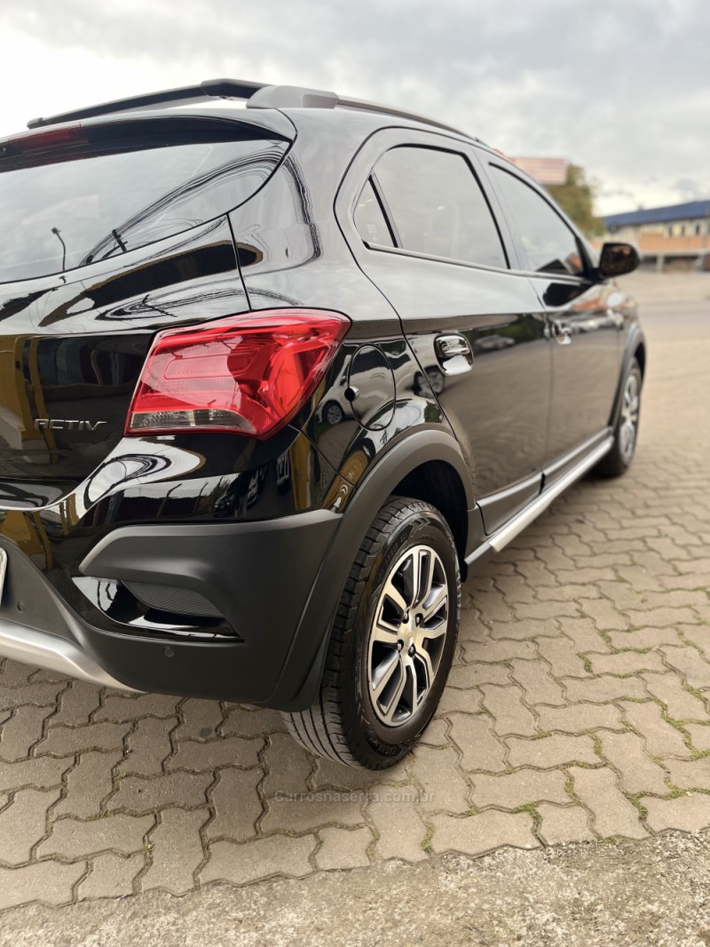ONIX 1.4 MPFI ACTIV 8V FLEX 4P AUTOMÁTICO - 2017 - CAXIAS DO SUL