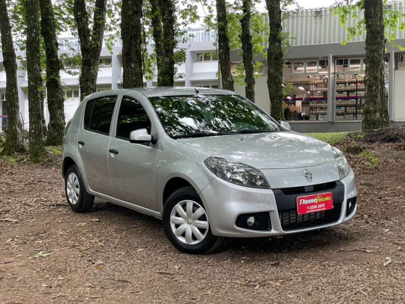 SANDERO 1.0 EXPRESSION 16V FLEX 4P MANUAL - 2014 - CAXIAS DO SUL