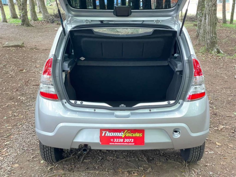 SANDERO 1.0 EXPRESSION 16V FLEX 4P MANUAL - 2014 - CAXIAS DO SUL