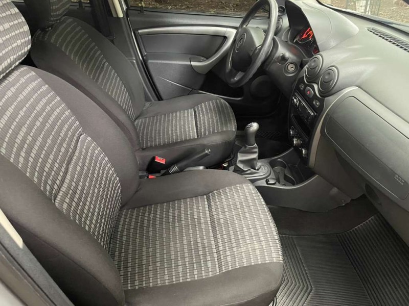 SANDERO 1.0 EXPRESSION 16V FLEX 4P MANUAL - 2014 - CAXIAS DO SUL