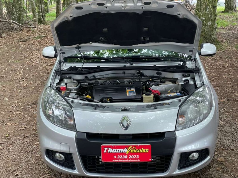 SANDERO 1.0 EXPRESSION 16V FLEX 4P MANUAL - 2014 - CAXIAS DO SUL