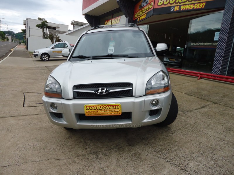 TUCSON 2.0 MPFI GLS 16V 143CV 2WD GASOLINA 4P AUTOMÁTICO - 2013 - SANTA CLARA DO SUL