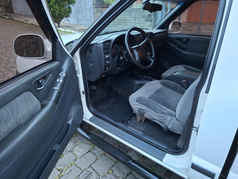 S10 2.8 4X2 CS 12V TURBO INTERCOOLER DIESEL 2P MANUAL - 2003 - BENTO GONçALVES